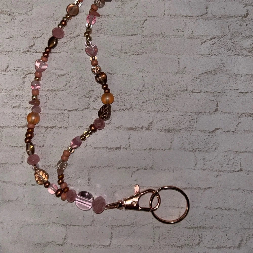 Rose gold handcrafted lanyard - Picture 2 of 4